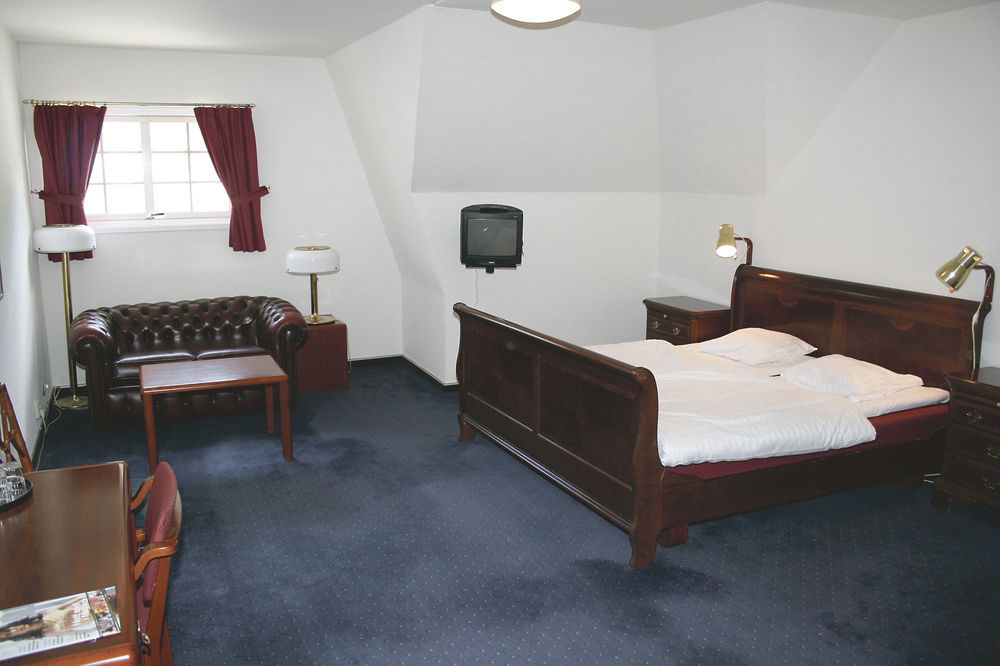Rasta Lilla Edet Motel Buitenkant foto