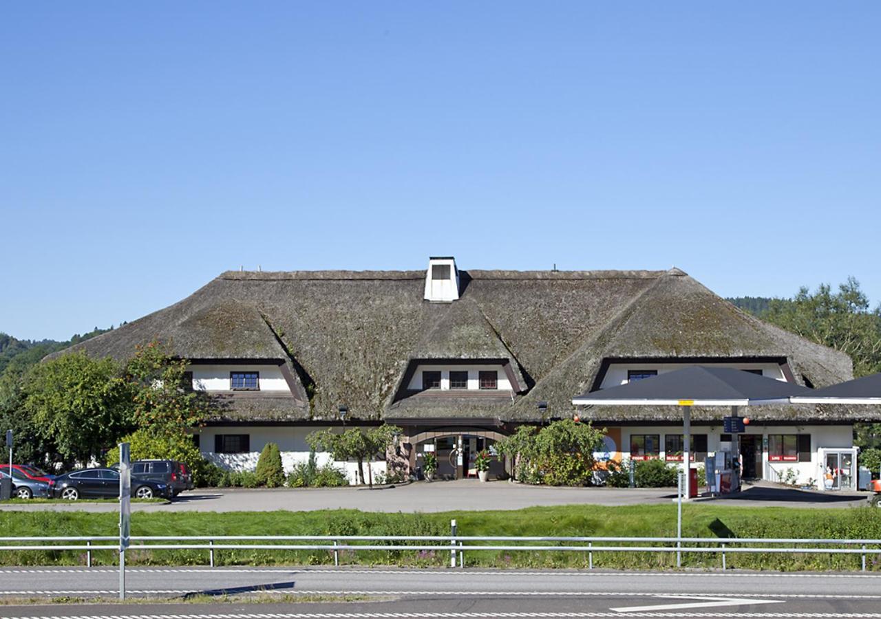 Rasta Lilla Edet Motel Buitenkant foto